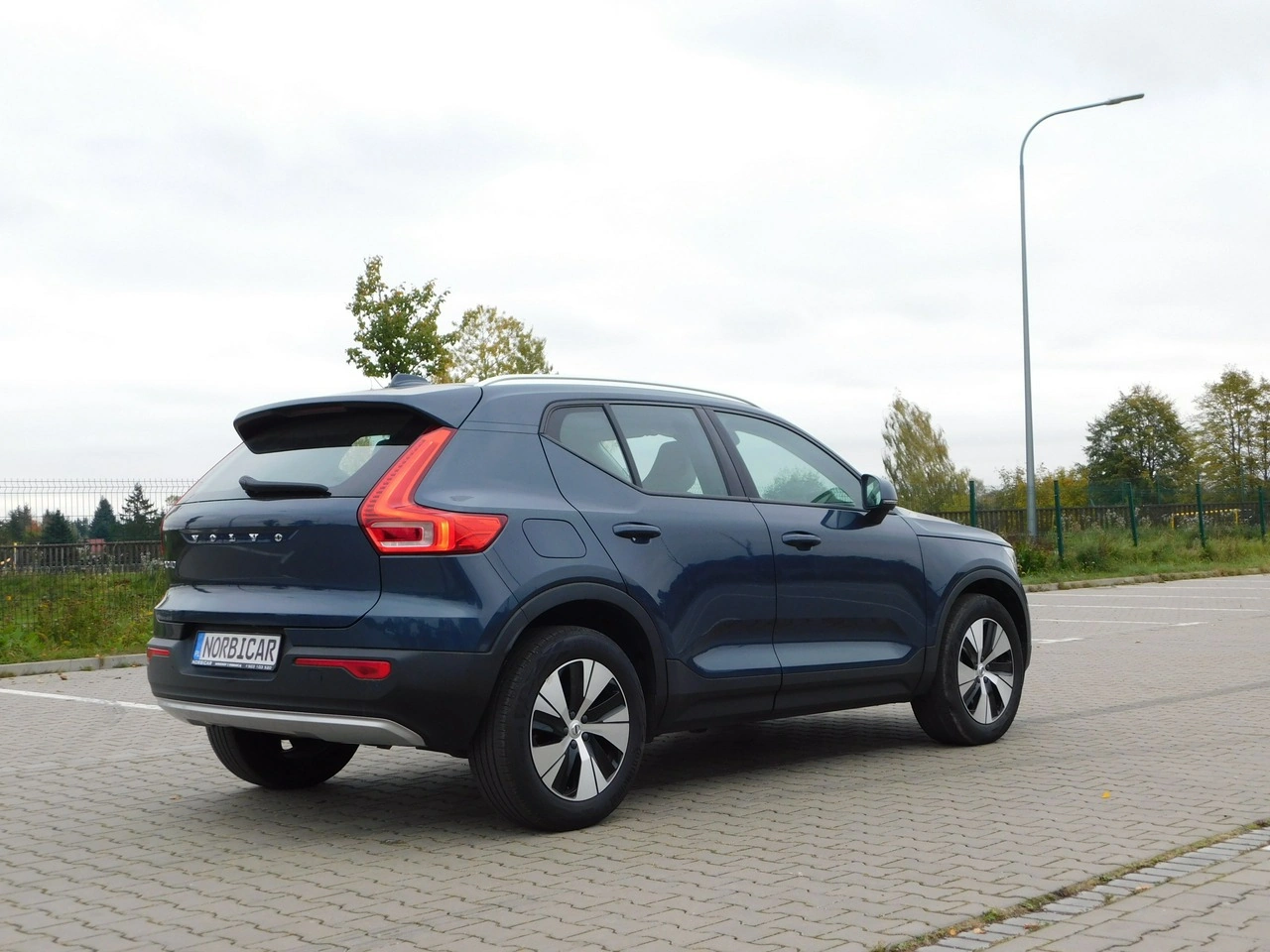 Volvo XC 40 - Zdjęcie 4