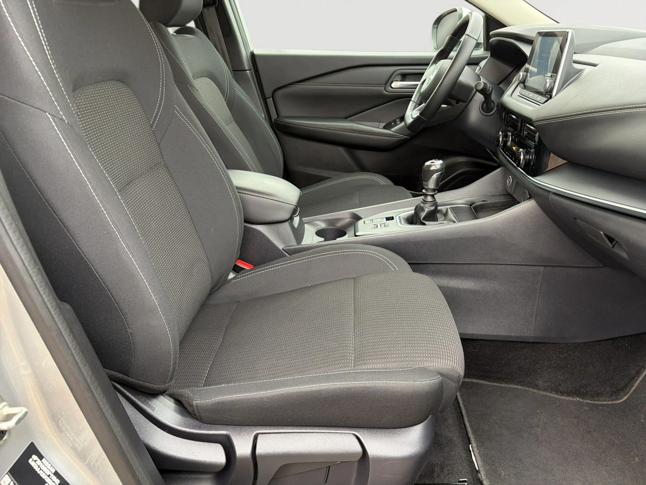 Nissan Qashqai - Zdjęcie 25