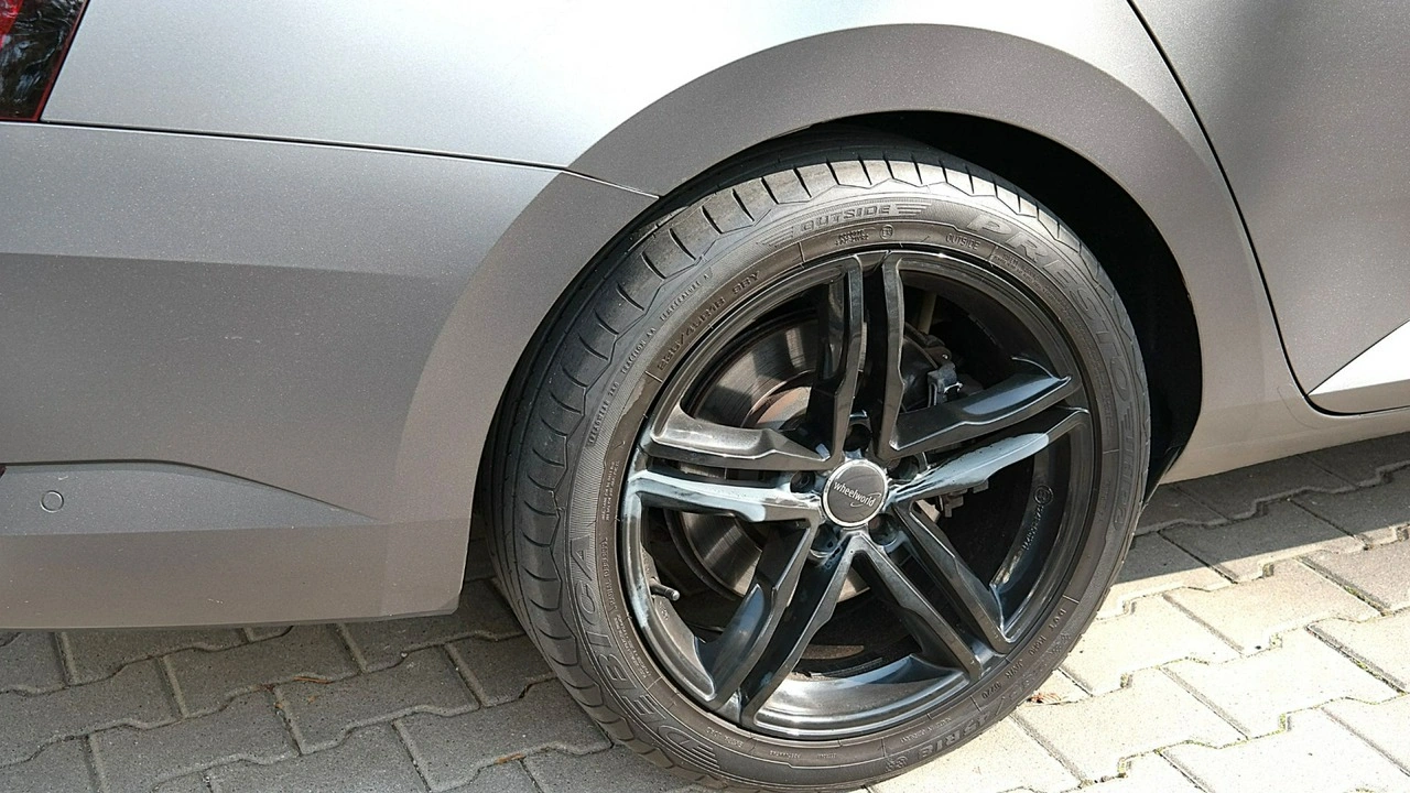 Skoda Superb - Zdjęcie 26