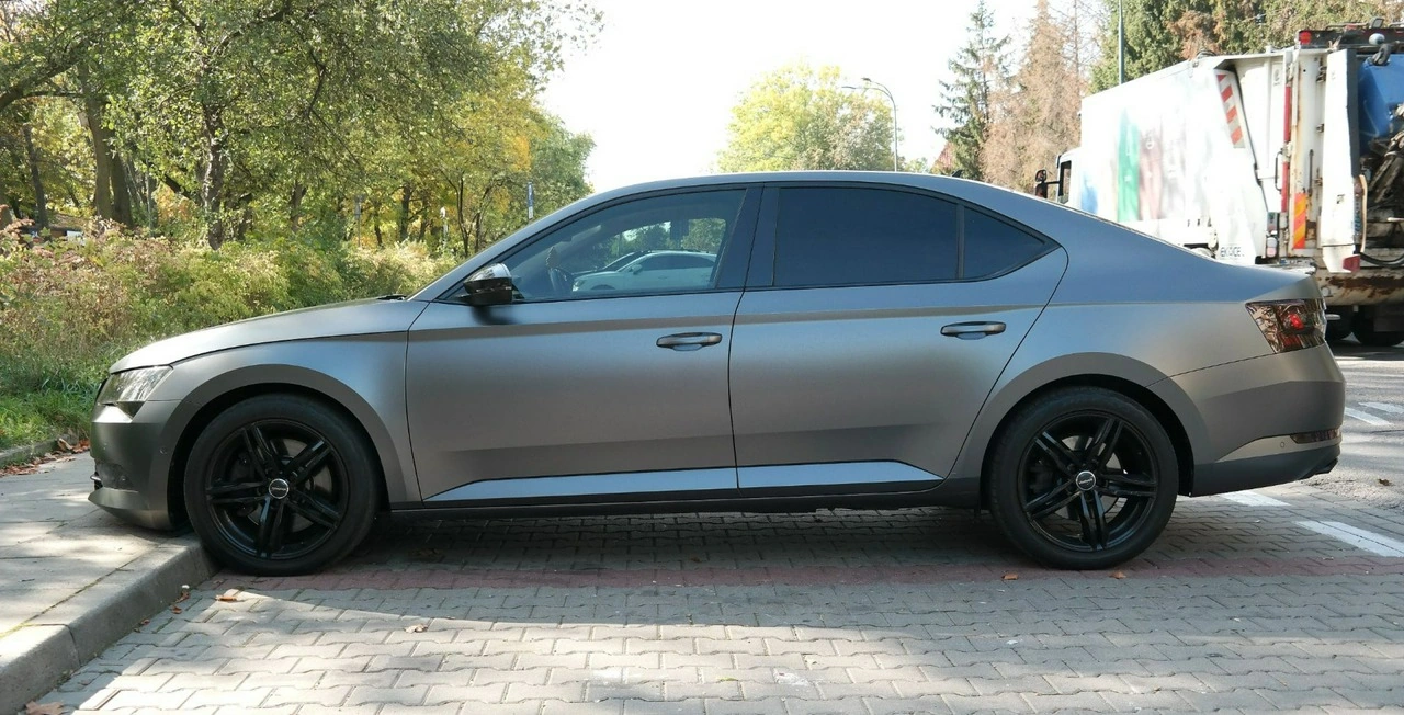 Skoda Superb - Zdjęcie 5
