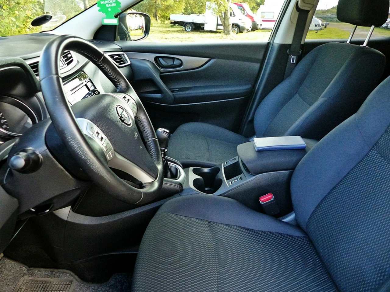 Nissan Qashqai - Zdjęcie 17