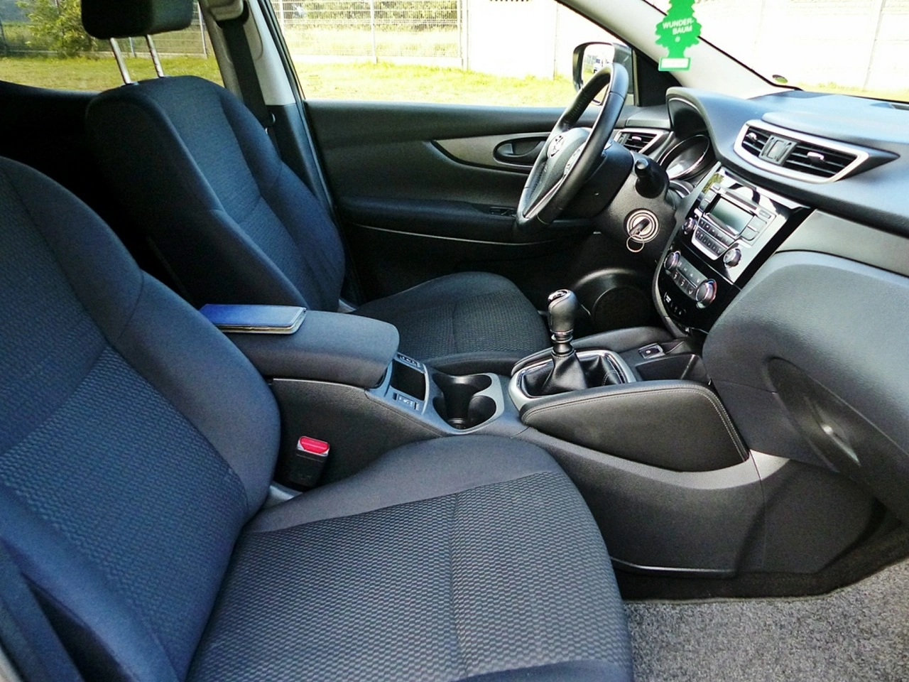 Nissan Qashqai - Zdjęcie 23