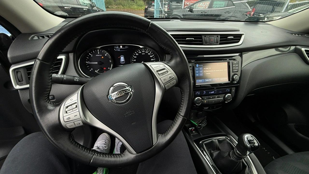 Nissan X-Trail - Zdjęcie 23