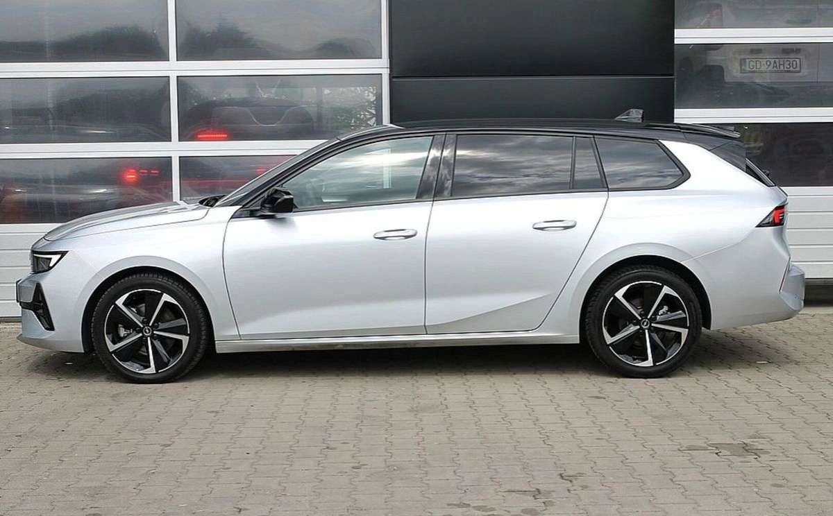 Opel Astra - Zdjęcie 5