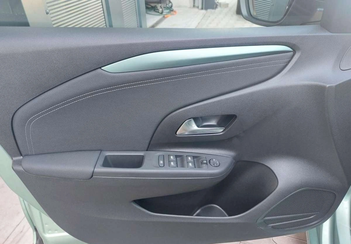 Opel Corsa - Zdjęcie 5