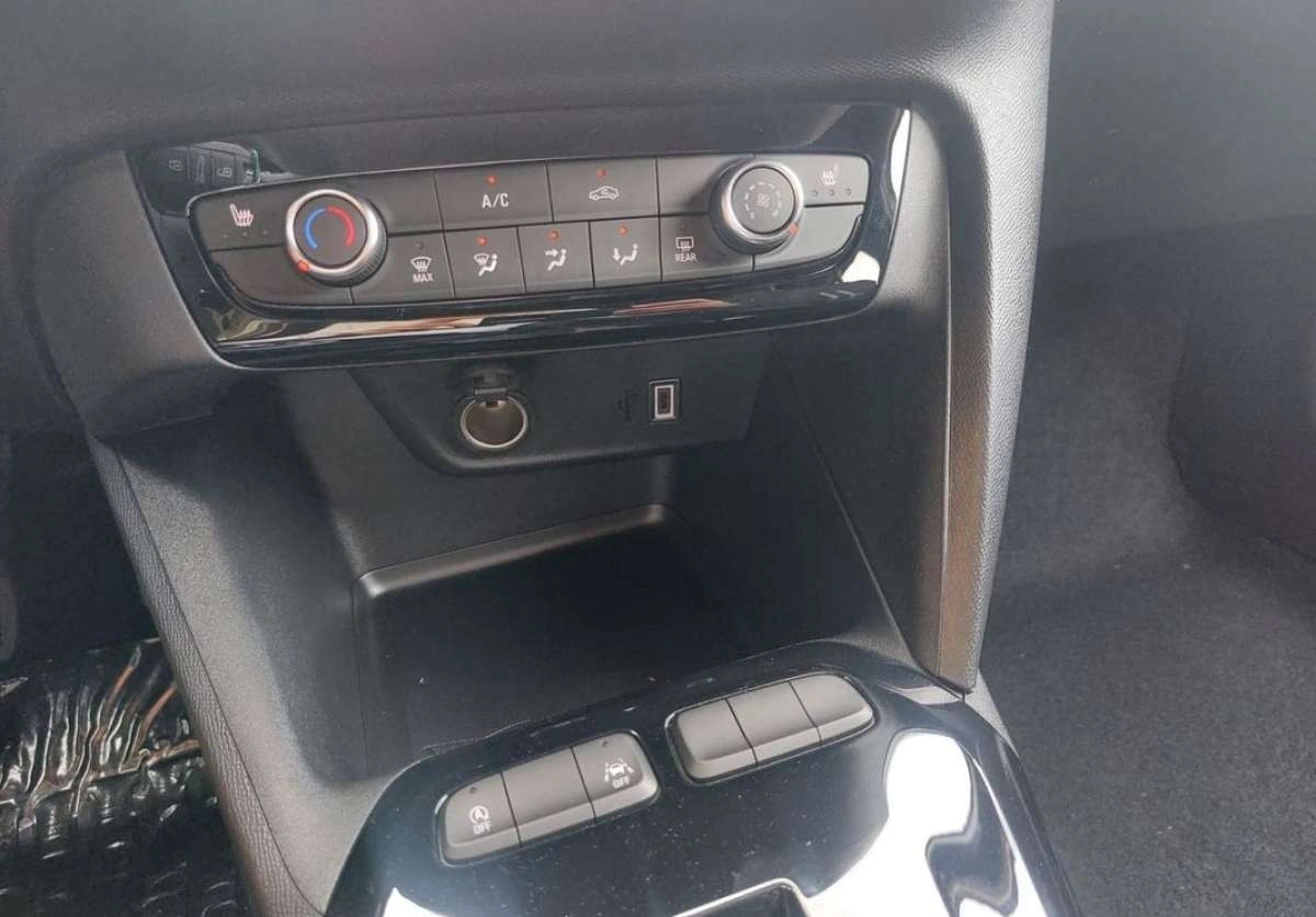 Opel Corsa - Zdjęcie 15