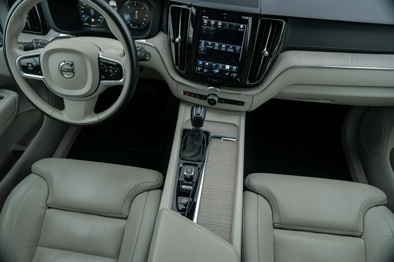 Volvo XC 60 - Zdjęcie 19