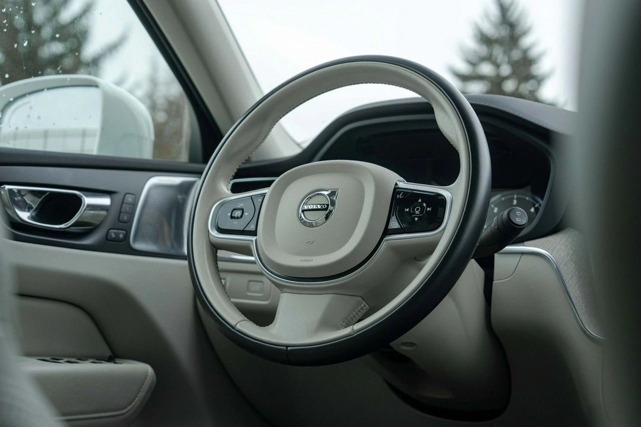 Volvo XC 60 - Zdjęcie 20