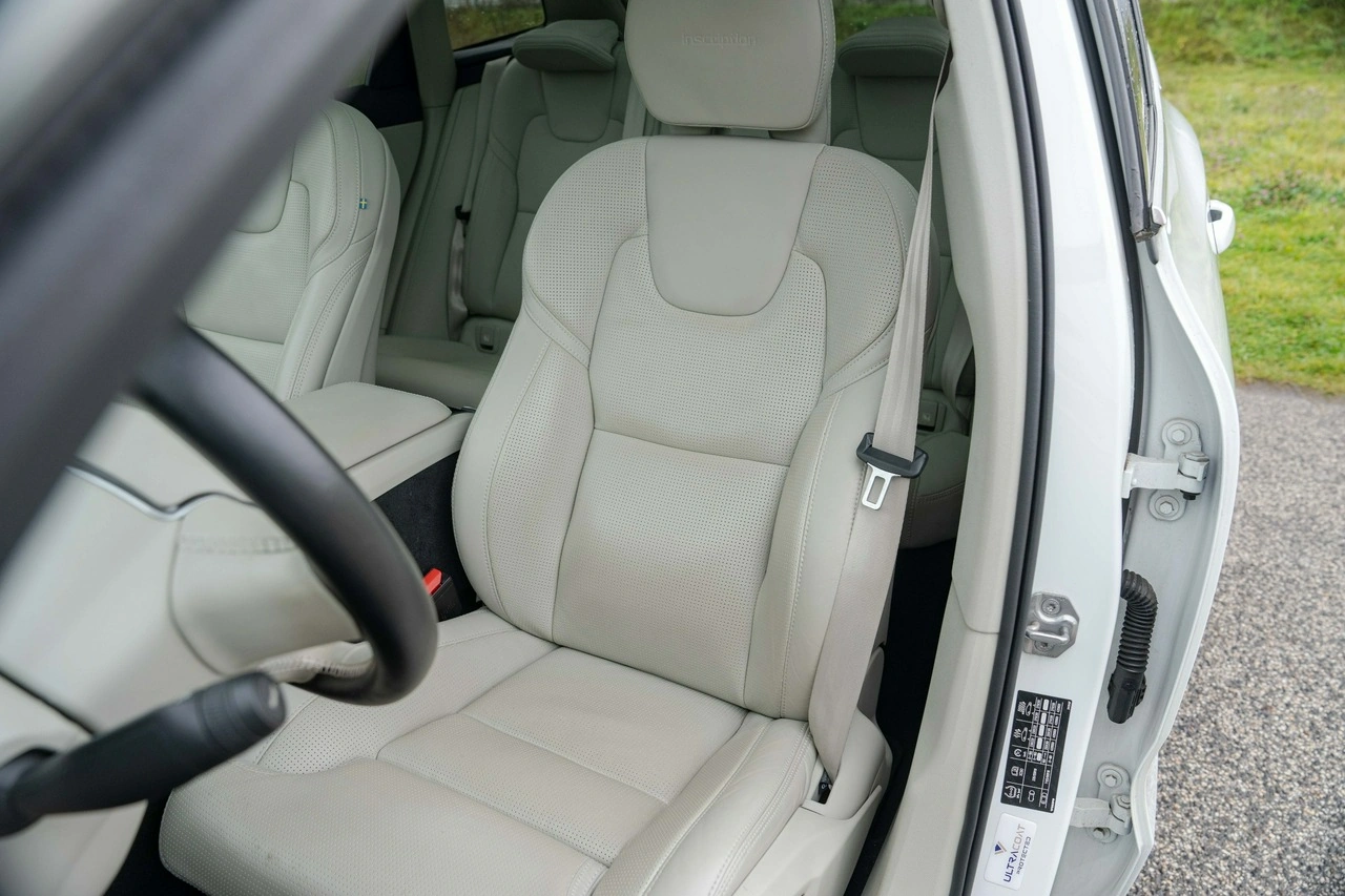 Volvo XC 60 - Zdjęcie 24