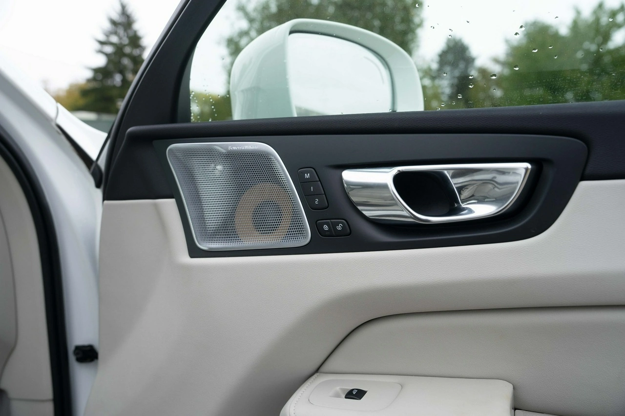 Volvo XC 60 - Zdjęcie 28