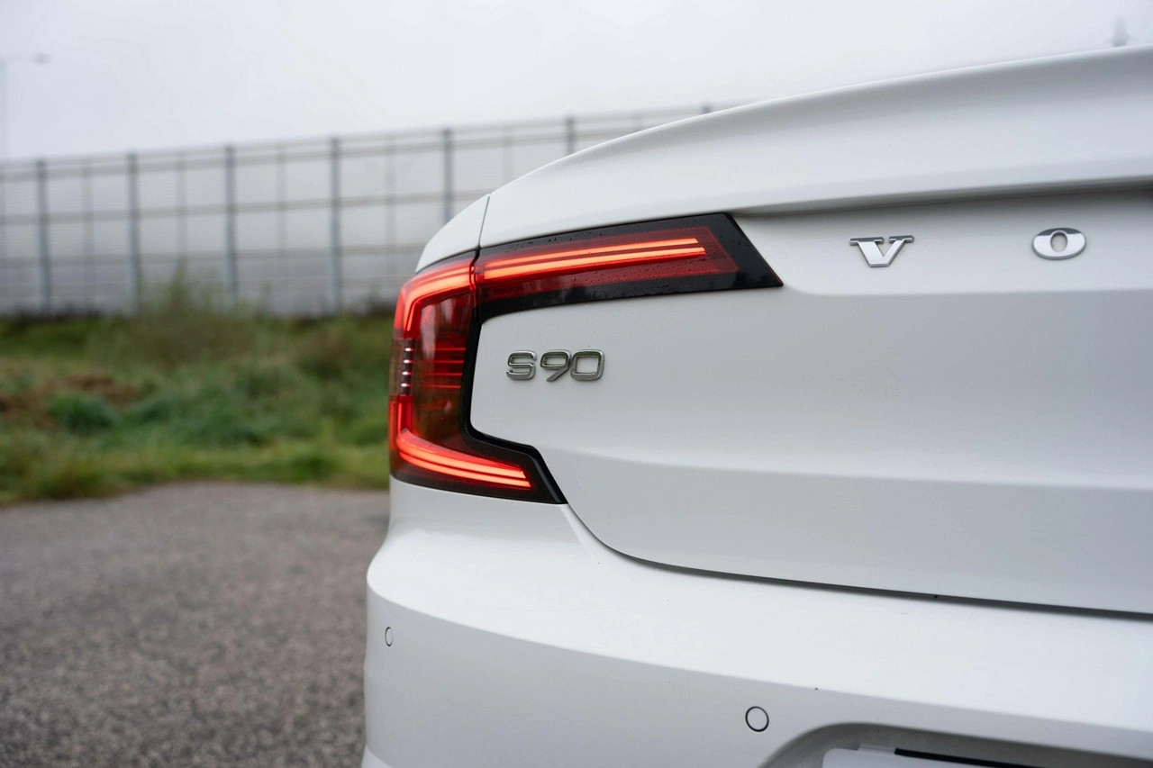 Volvo S90 - Zdjęcie 12