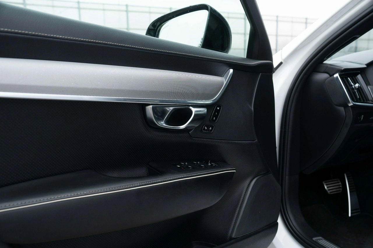 Volvo S90 - Zdjęcie 28
