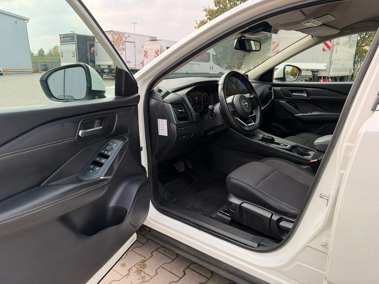 Nissan Qashqai - Zdjęcie 10