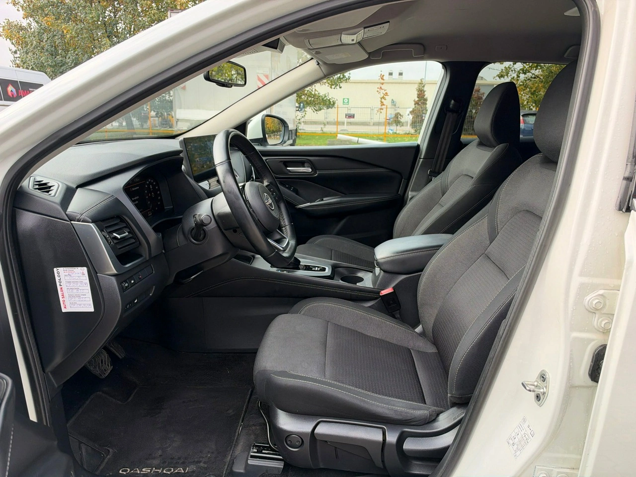 Nissan Qashqai - Zdjęcie 11