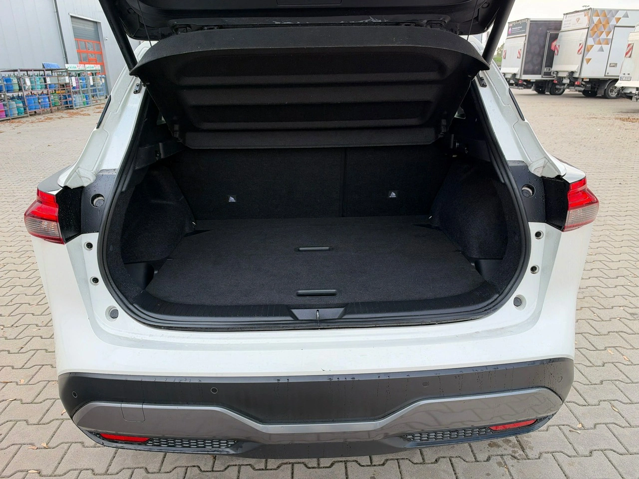 Nissan Qashqai - Zdjęcie 16
