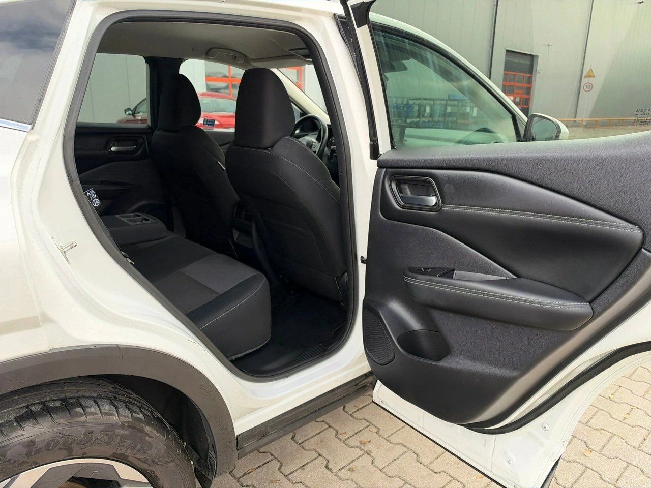 Nissan Qashqai - Zdjęcie 18