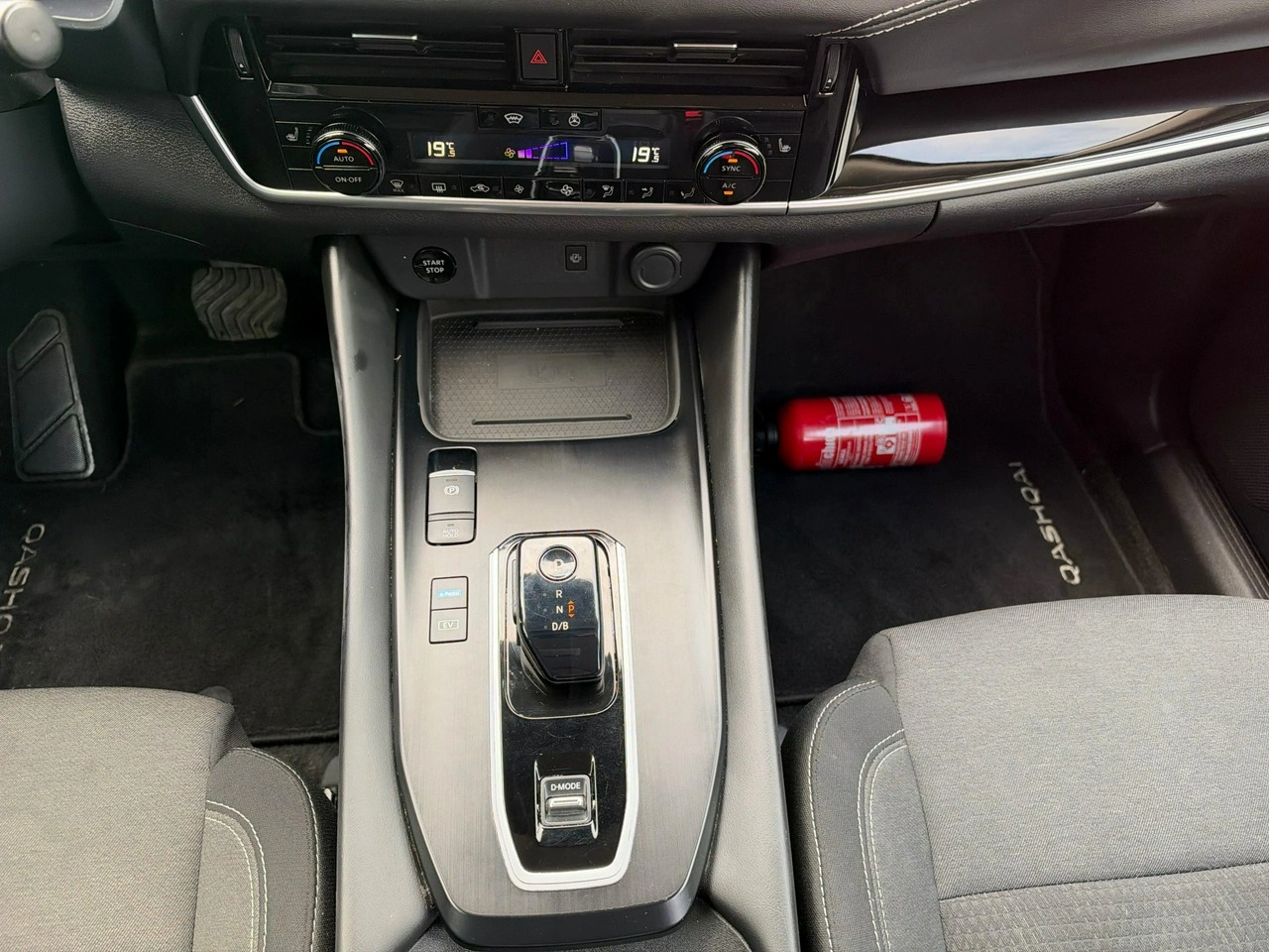 Nissan Qashqai - Zdjęcie 25