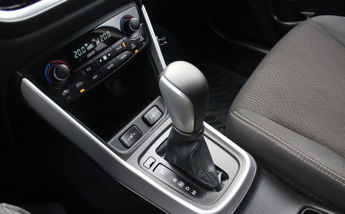 Suzuki SX4 - Zdjęcie 12