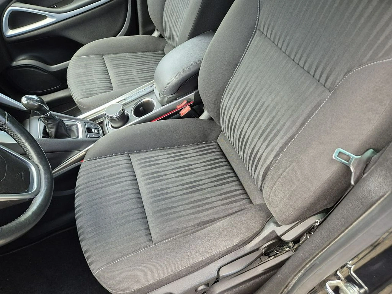 Opel Zafira - Zdjęcie 4