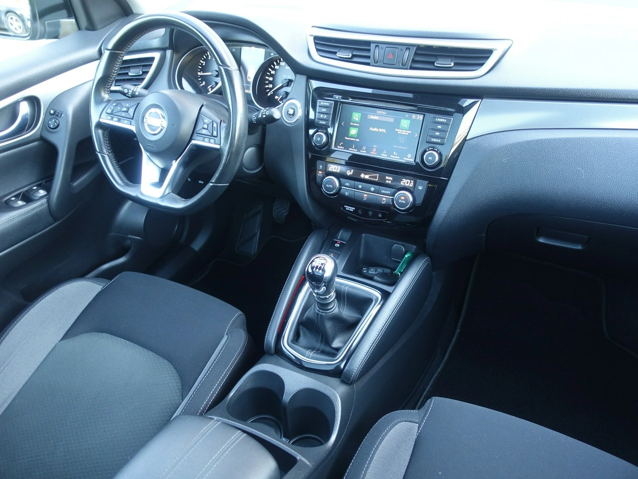 Nissan Qashqai - Zdjęcie 10