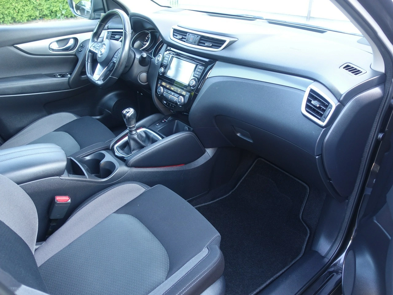 Nissan Qashqai - Zdjęcie 11