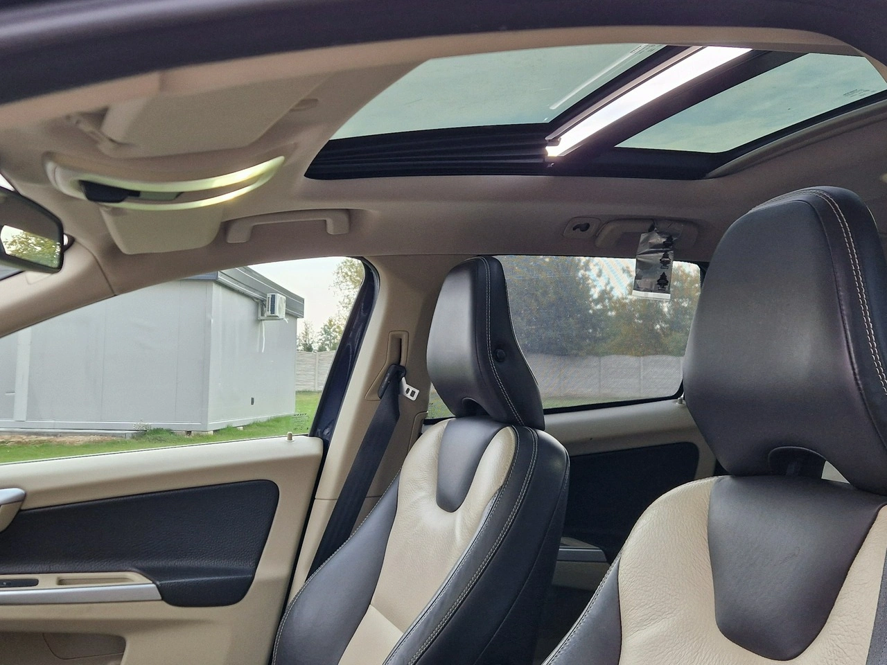 Volvo XC 60 - Zdjęcie 15