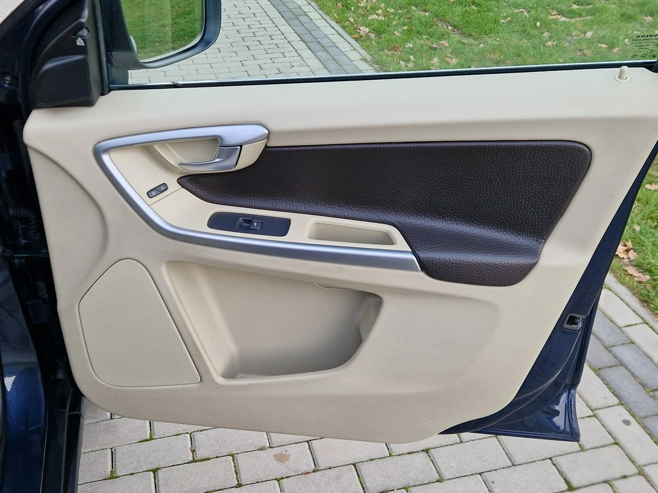 Volvo XC 60 - Zdjęcie 22