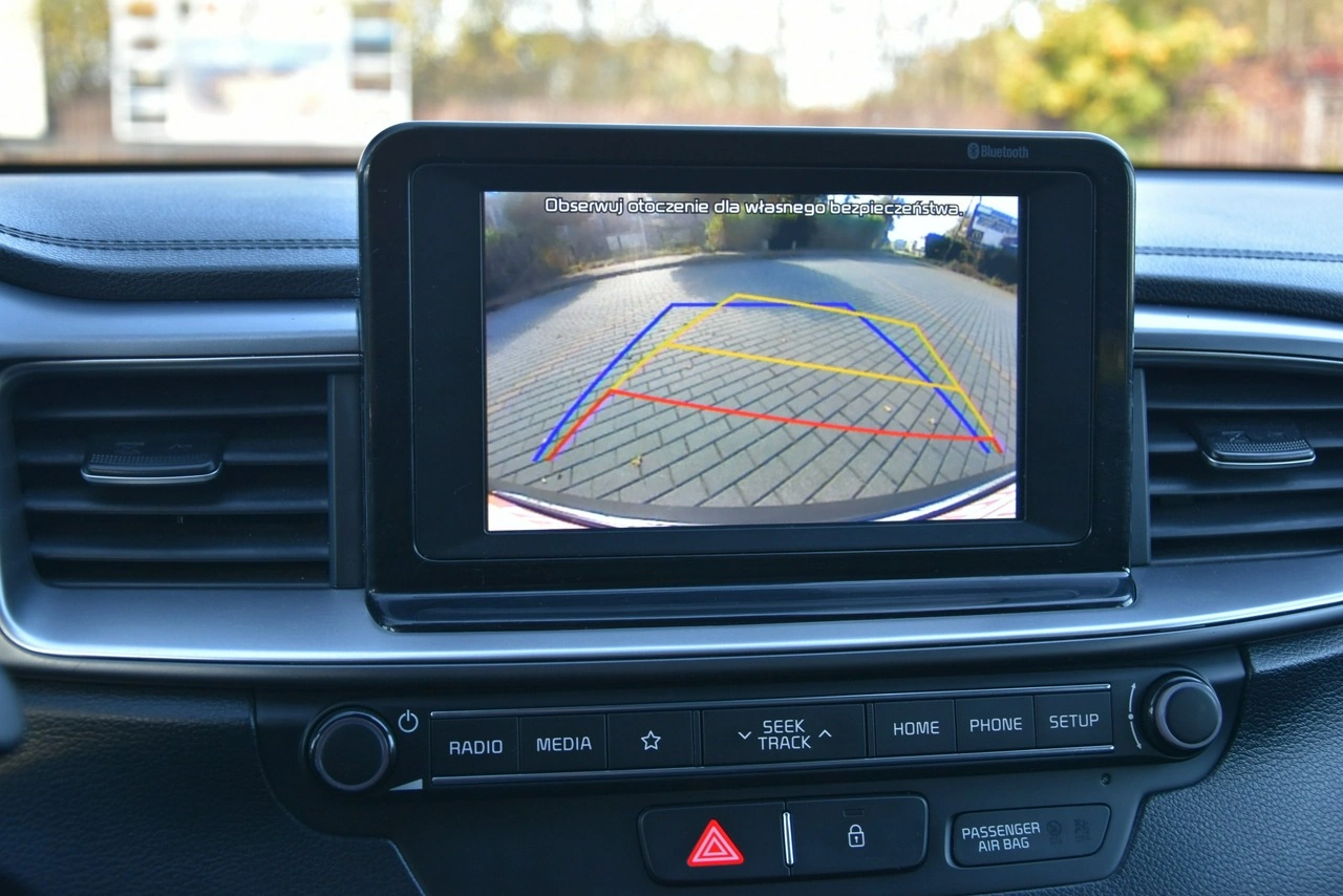 Kia Ceed - Zdjęcie 9