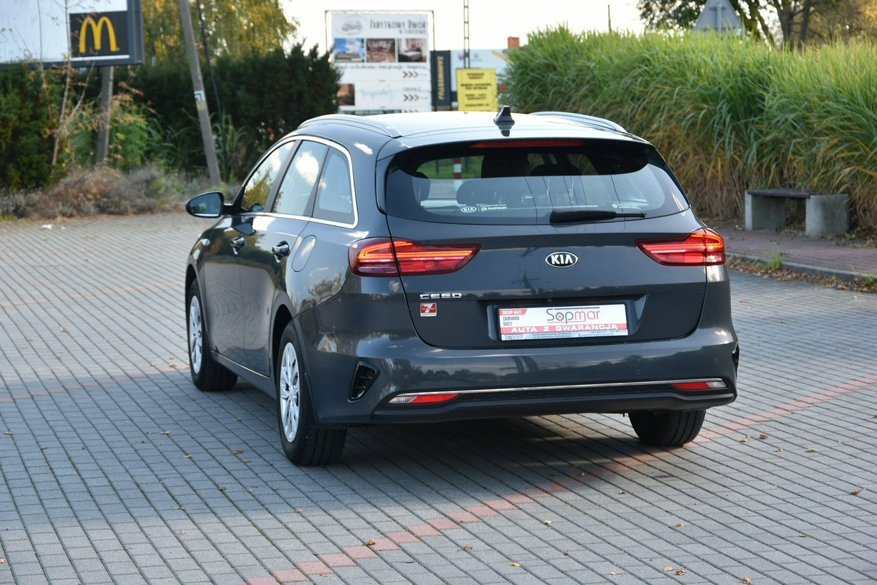 Kia Ceed - Zdjęcie 17