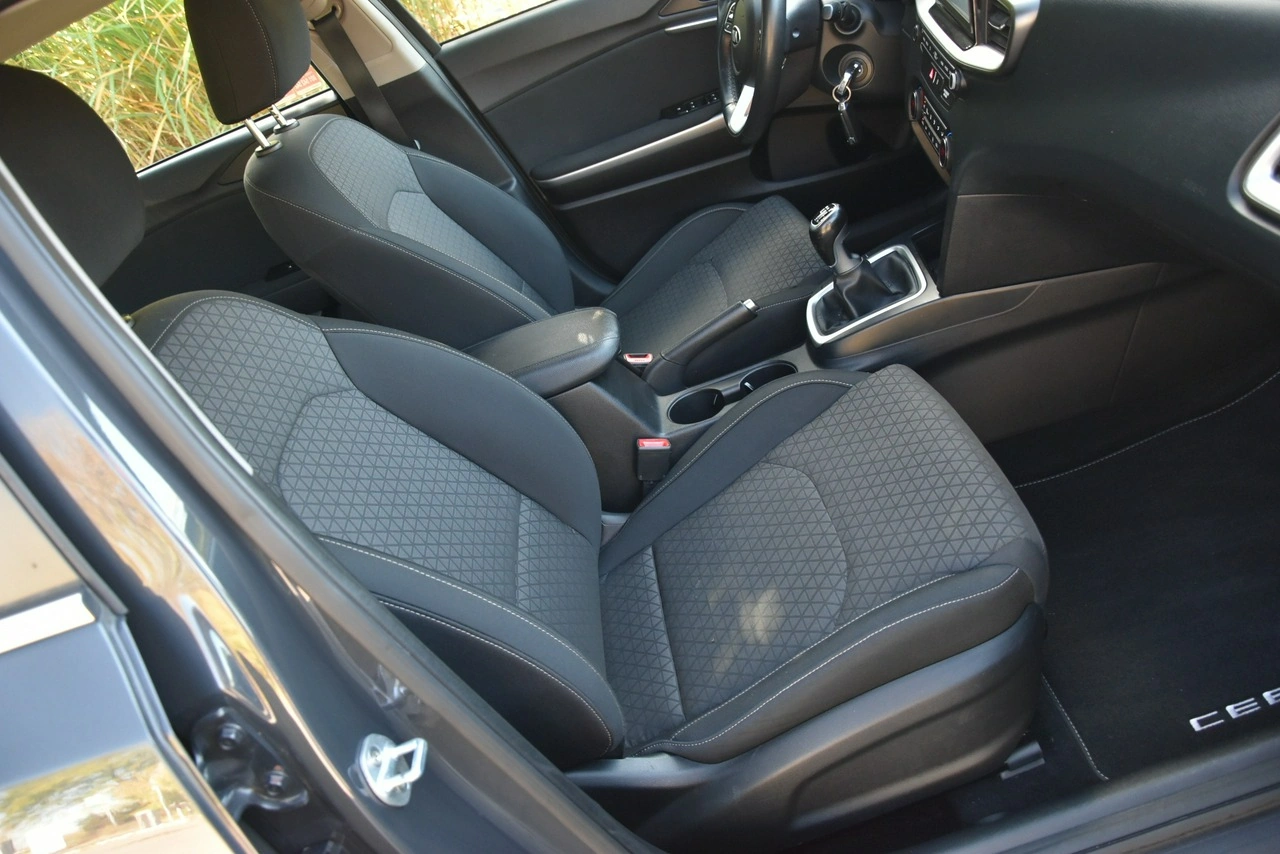 Kia Ceed - Zdjęcie 22