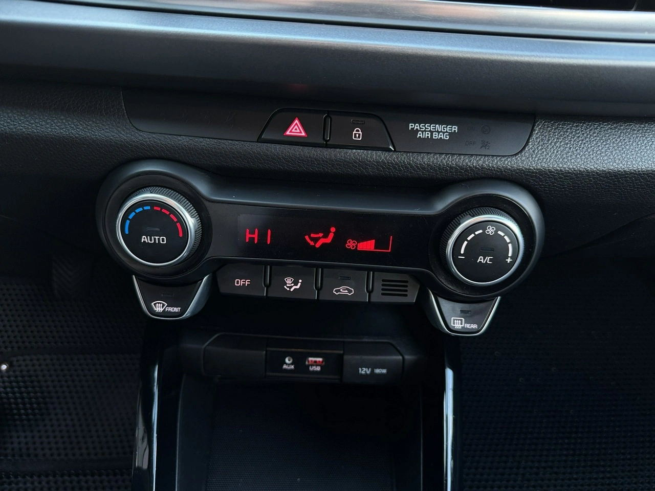 Kia Rio - Zdjęcie 17