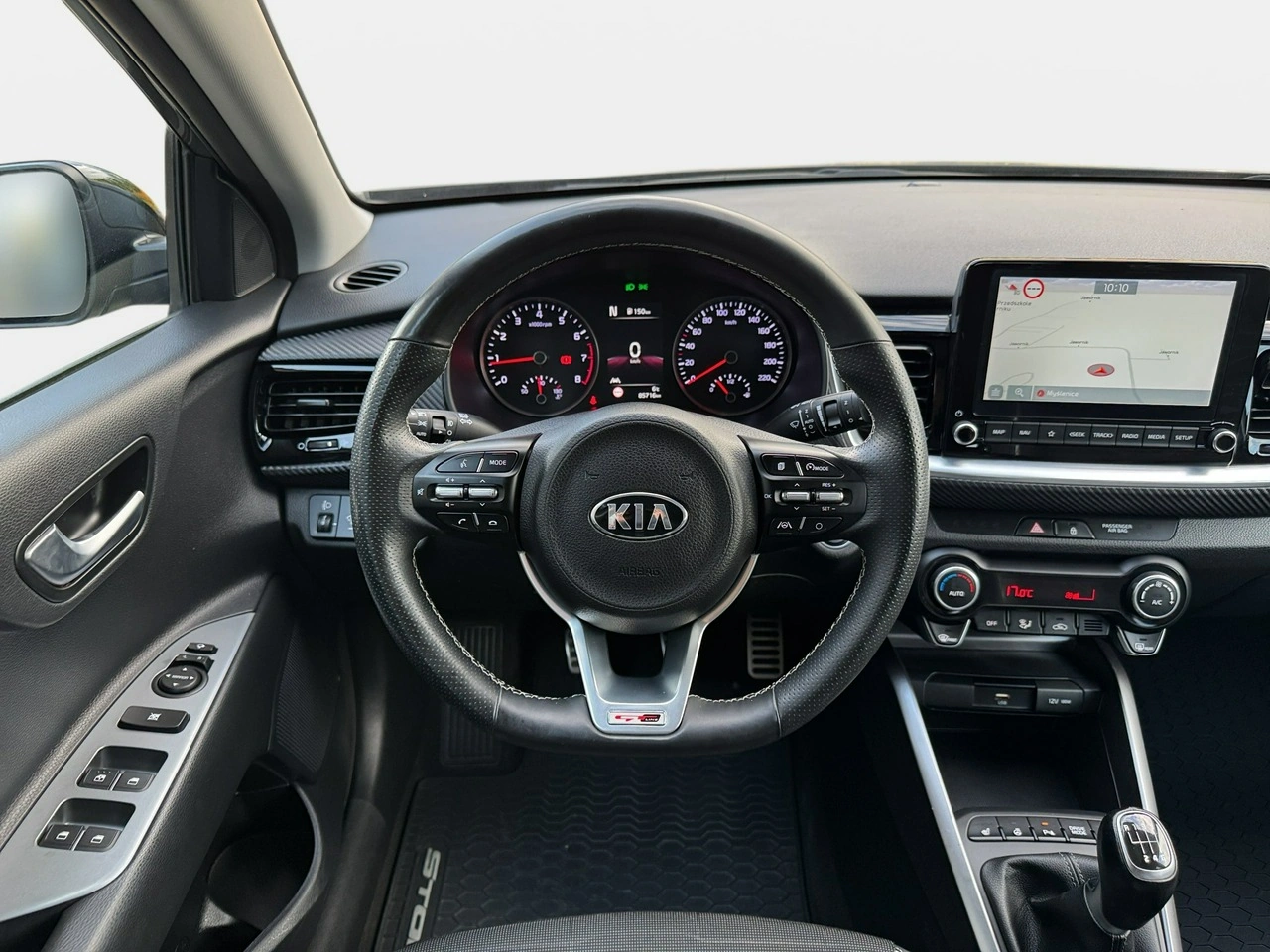 Kia Stonic - Zdjęcie 9
