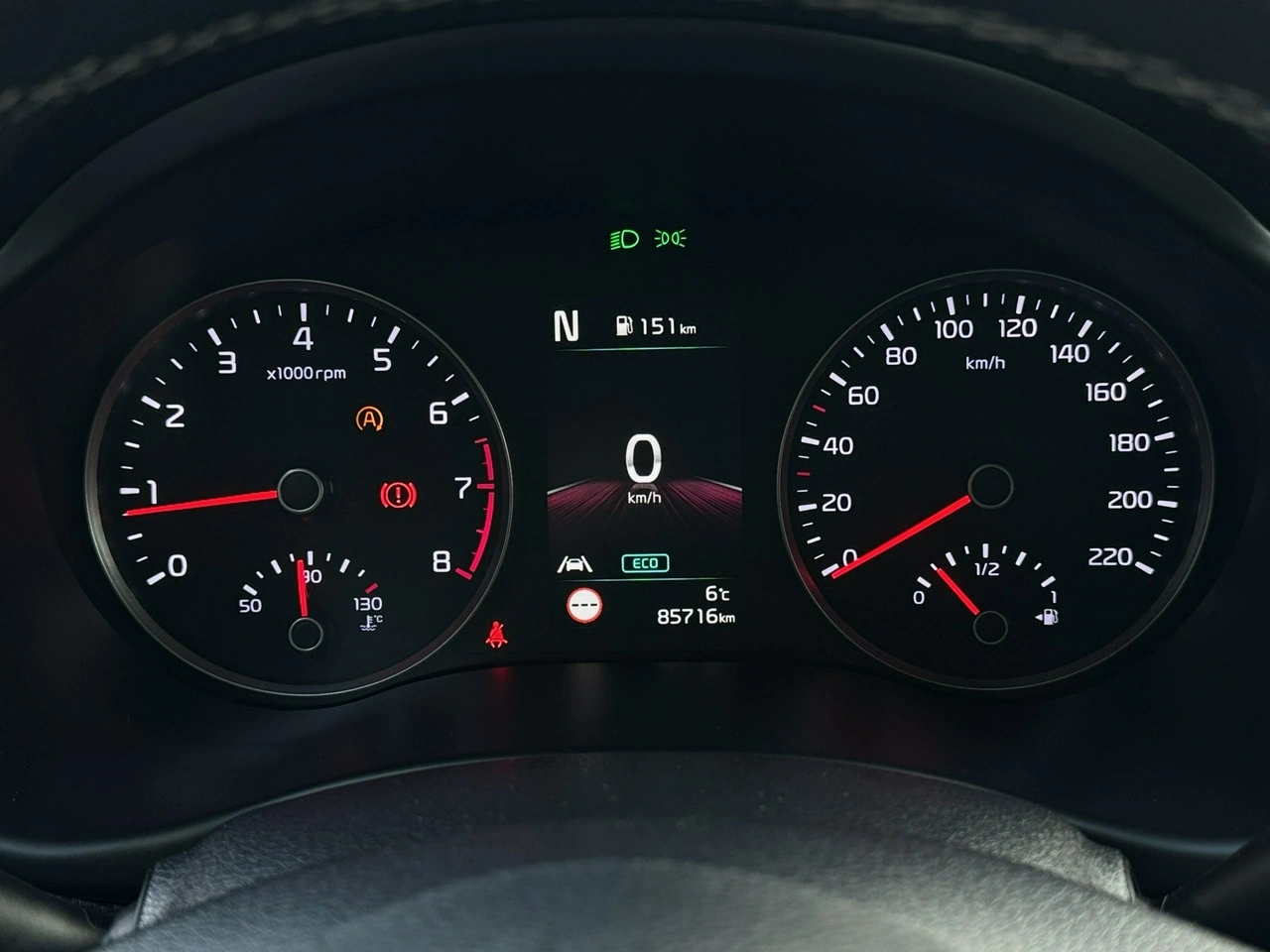 Kia Stonic - Zdjęcie 14