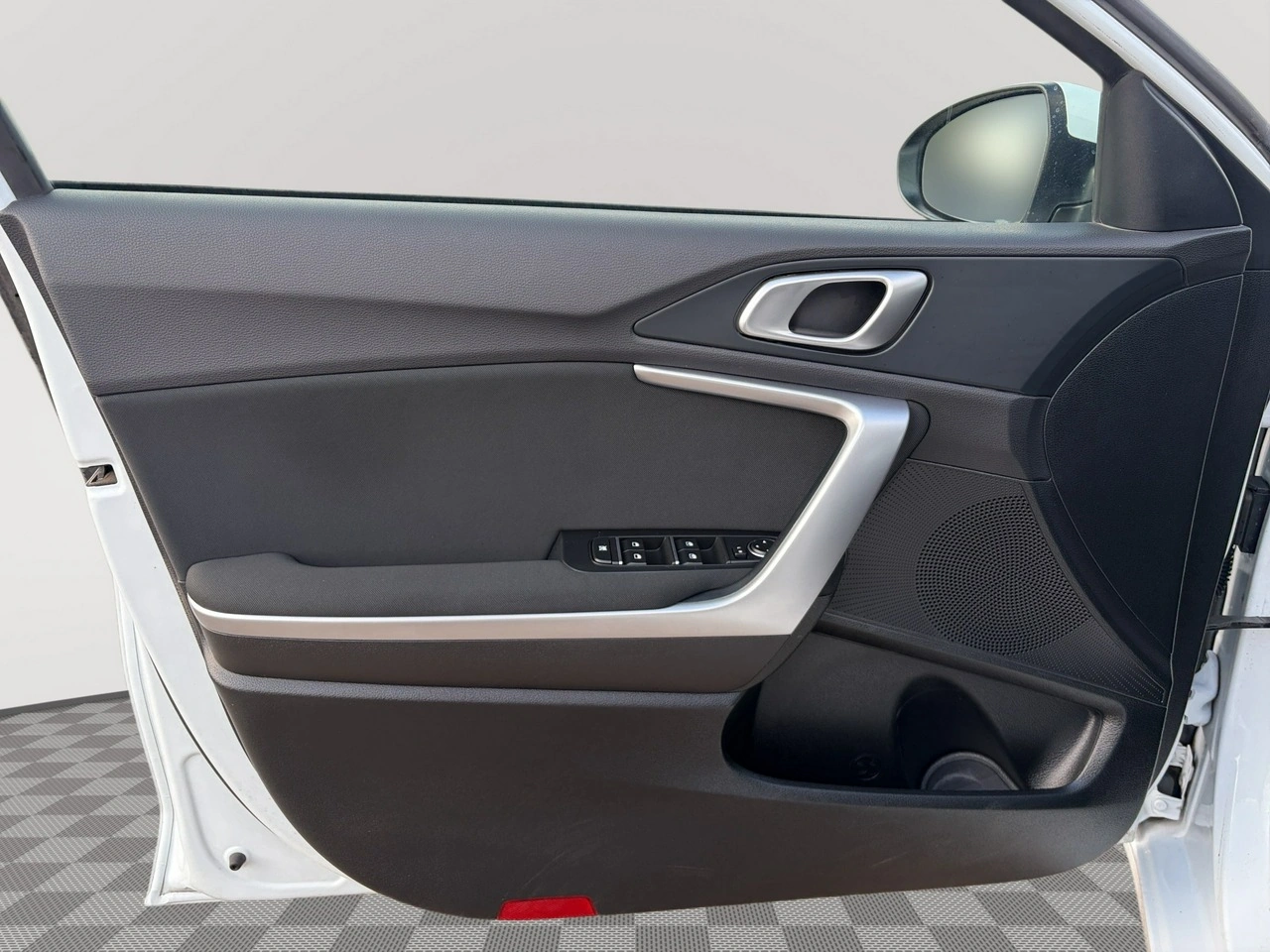 Kia Ceed - Zdjęcie 9