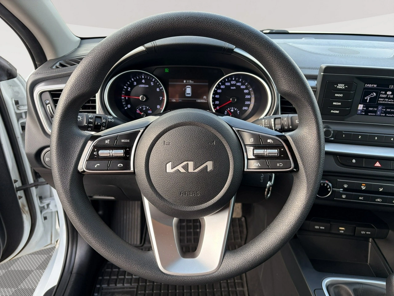 Kia Ceed - Zdjęcie 12