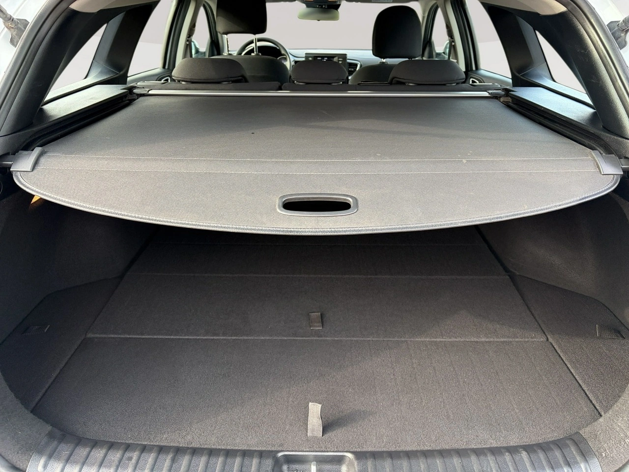 Kia Ceed - Zdjęcie 19