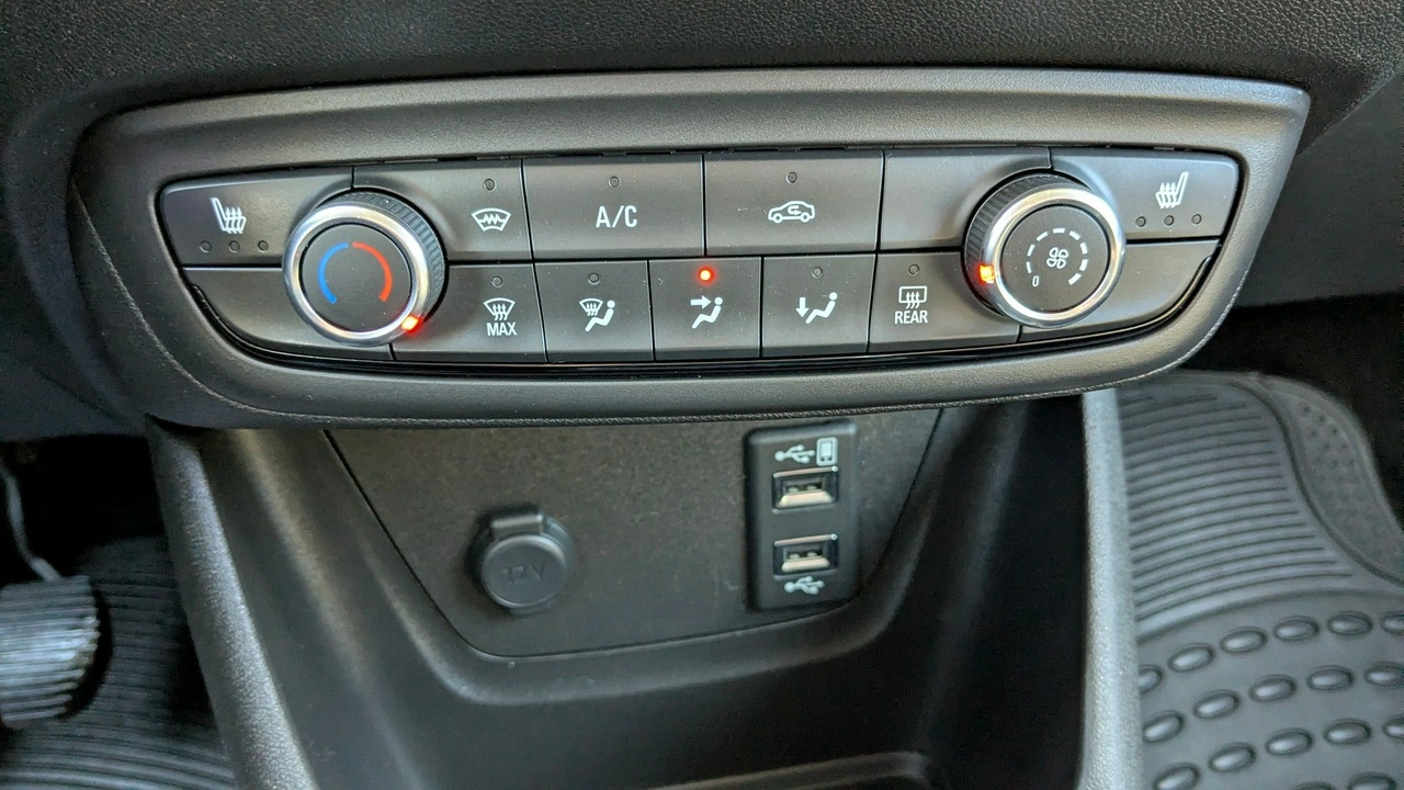 Opel Crossland X - Zdjęcie 25