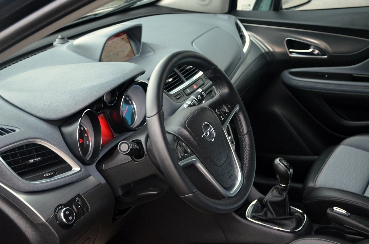 Opel Mokka - Zdjęcie 11
