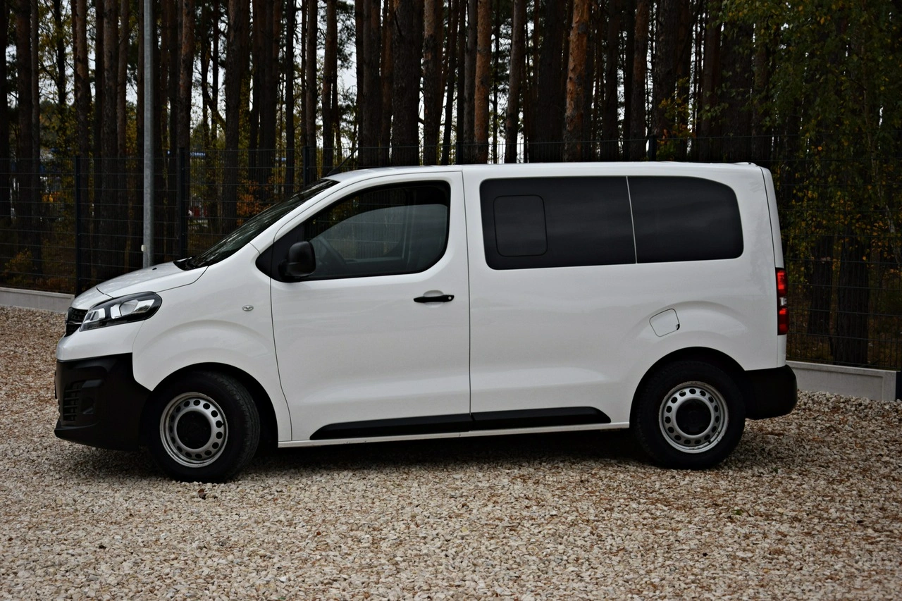 Opel Vivaro - Zdjęcie 16