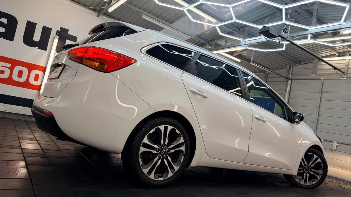Kia Ceed - Zdjęcie 13