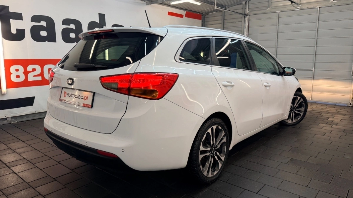 Kia Ceed - Zdjęcie 12
