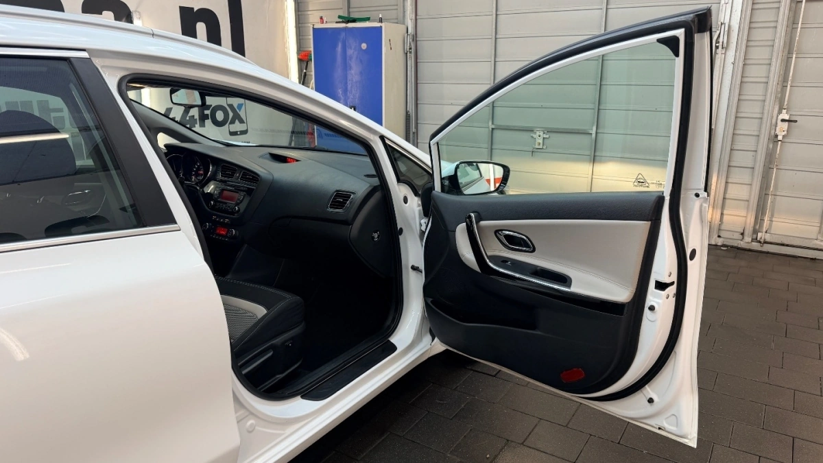 Kia Ceed - Zdjęcie 36