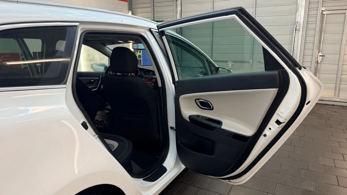 Kia Ceed - Zdjęcie 34