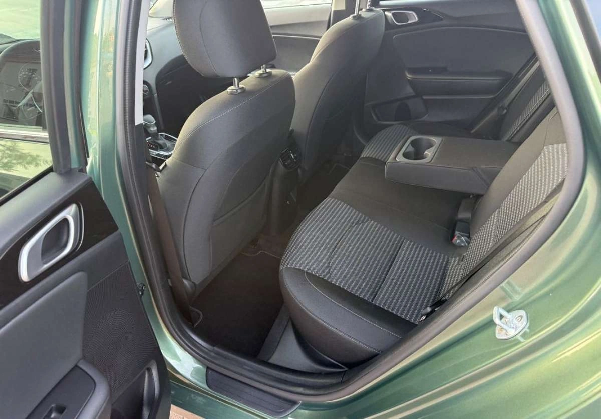 Kia Ceed - Zdjęcie 4