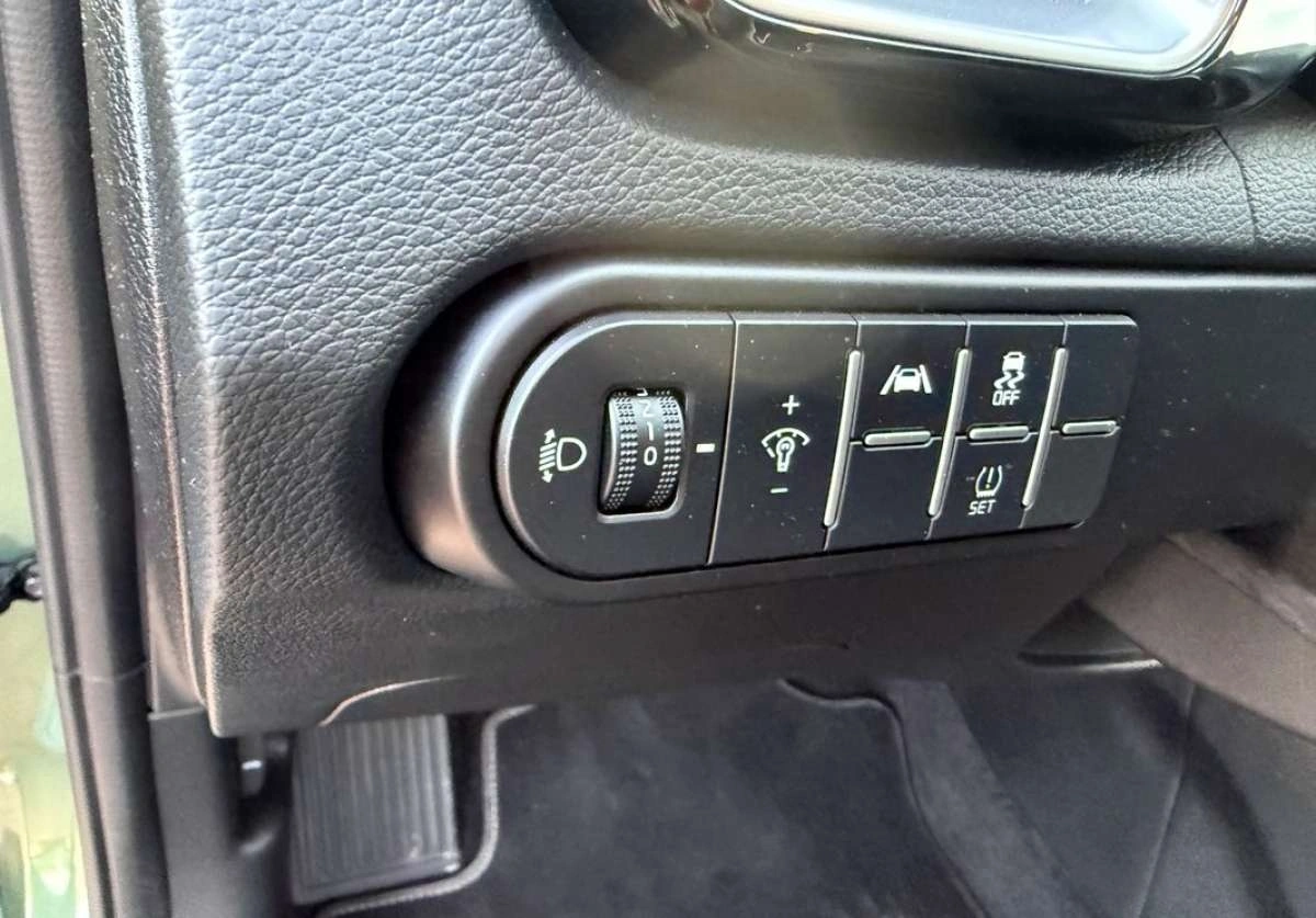 Kia Ceed - Zdjęcie 10
