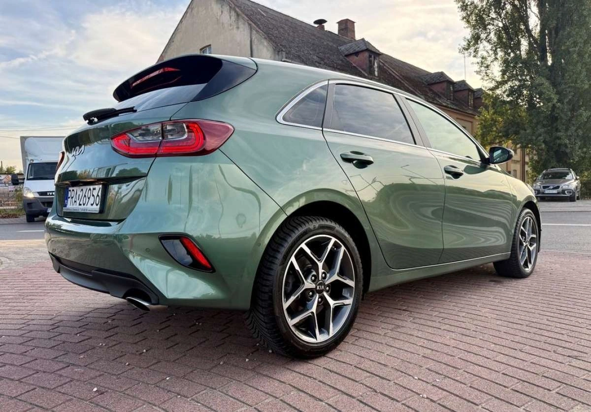 Kia Ceed - Zdjęcie 21