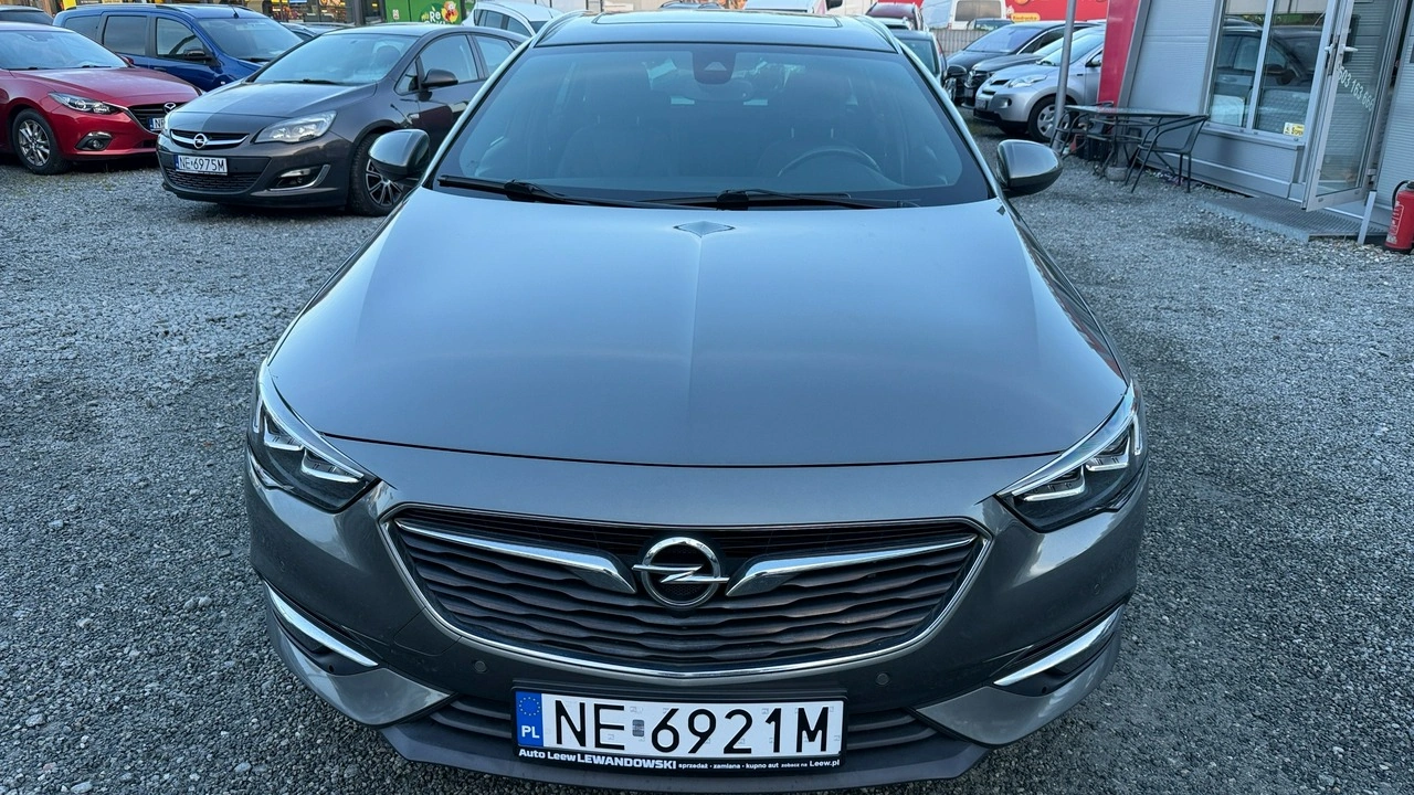 Opel Insignia Sports Tourer - Zdjęcie 10