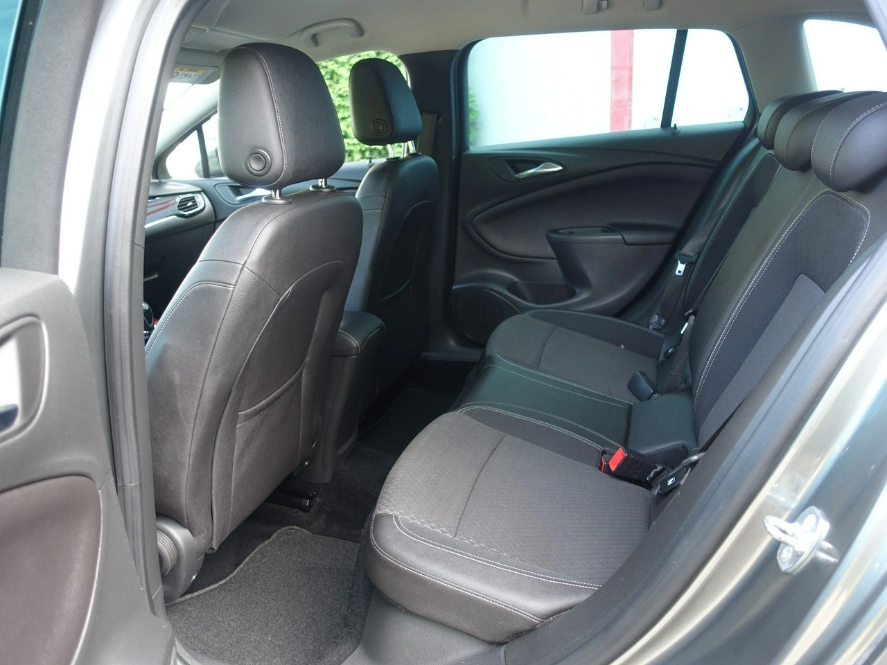 Opel Astra - Zdjęcie 15