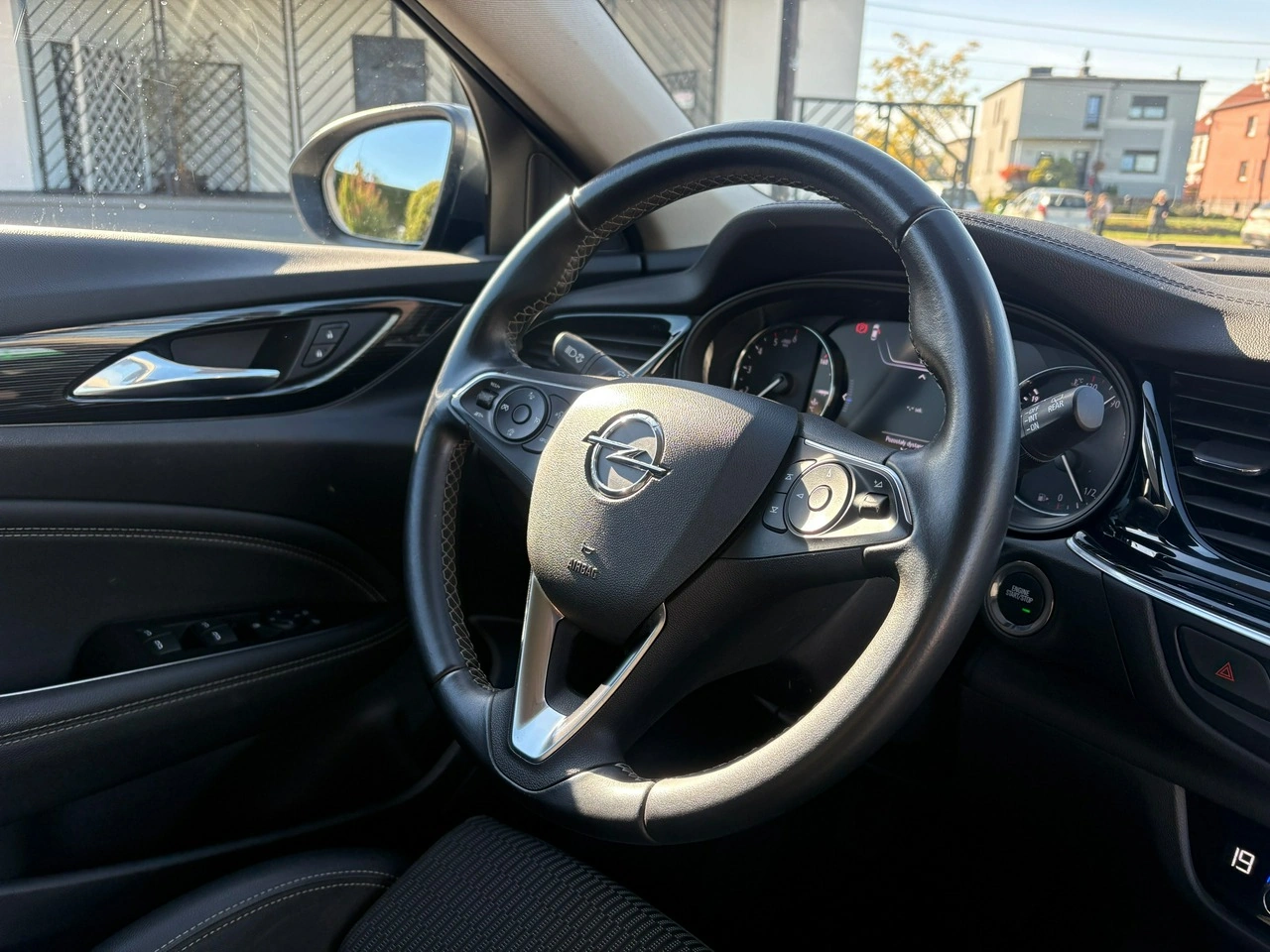 Opel Insignia Sports Tourer - Zdjęcie 14