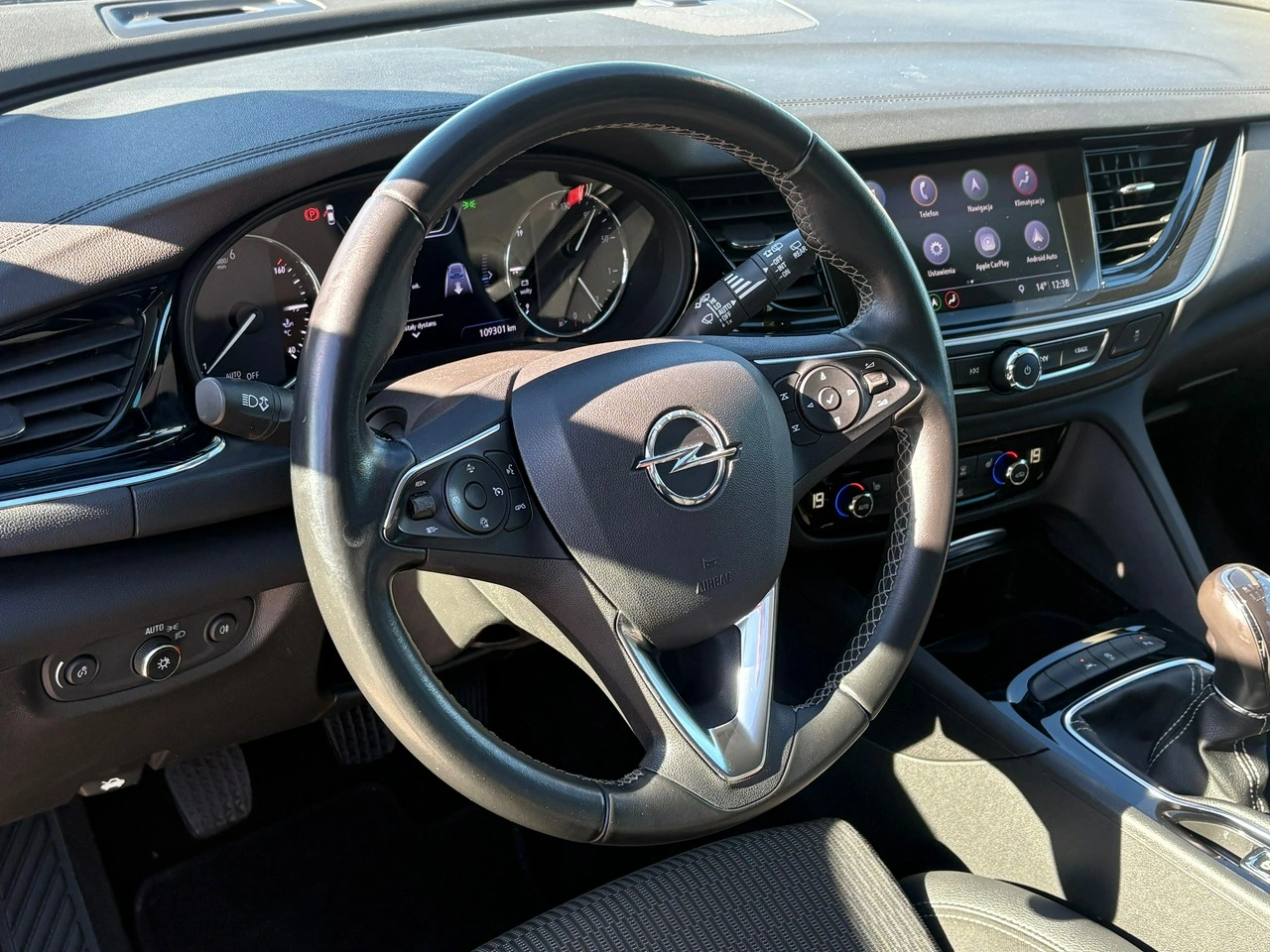 Opel Insignia Sports Tourer - Zdjęcie 19